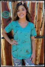 Load image into Gallery viewer, Turquoise Slab Waffle Top