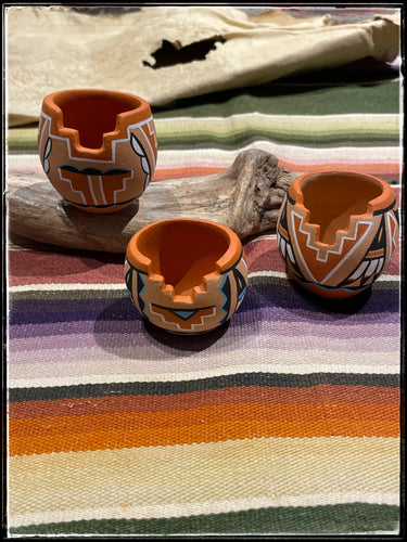 Anthony Loretto, Jemez Pueblo miniature pottery