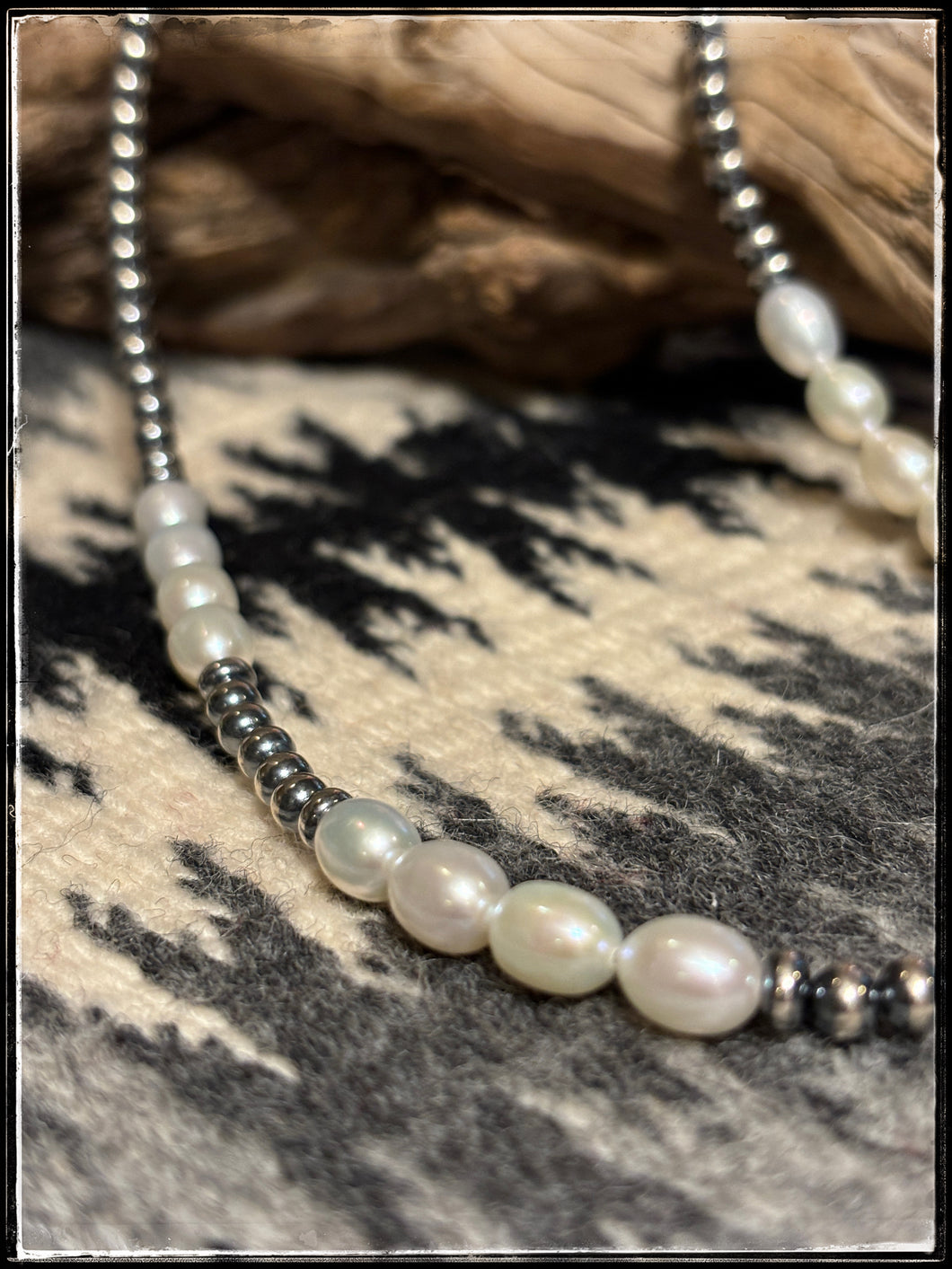 4mm Bead & Fresh Water Pearl Necklace