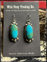 Load image into Gallery viewer, Augustine Largo, Navajo silversmith. Kingman turquoise Y necklace set with matching earrings. 
