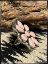 Load image into Gallery viewer, Augustine Largo Pink Conch Shell Ring
