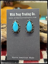 Load image into Gallery viewer, Freda Martinez, Navajo silversmith. Sterling silver and Kingman Turquoise earrings. 
