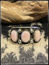 Load image into Gallery viewer, Sterling silver and 3 pieces of pink conch, Navajo made. Sz 9
