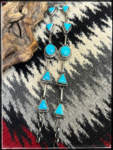Load image into Gallery viewer, Judith Dixon, Navajo silversmith.  7 Stone link bracelet with Kingman turquoise. 

