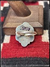 Load image into Gallery viewer, Priscilla Reeder, Navajo silversmith.  Sterling silver and Kingman turquoise cluster ring. size 8.   Hallmark stamp. 
