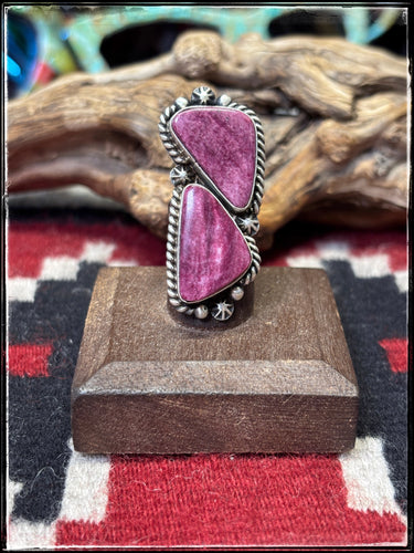 Eugene Belone, Navajo silversmith. Sterling silver and purple spiny shell ring with adjustable band. 
