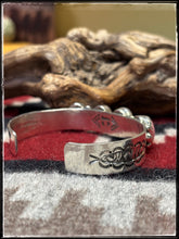 Load image into Gallery viewer, Sterling silver and pink conch row cuff from Navajo silversmith Ernest &quot;Bo&quot; Reeder.  
