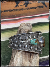 Load image into Gallery viewer, Del Arviso Kingman turquoise tufa cast cuff
