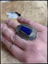 Load image into Gallery viewer, Del Delgarito Lapis and sterling silver ring.

