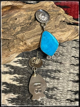 Load image into Gallery viewer, Selena Warner, turquoise post style earrings
