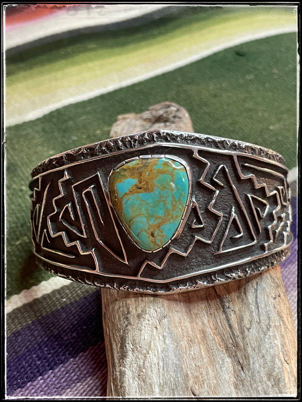 Del Arviso sterling silver and turquoise tufa cast cuff