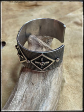 Load image into Gallery viewer, Aaron Anderson tufa cast cross cuff
