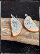 Load image into Gallery viewer, Benny Chinana, Jemez Pueblo - hand painted clay pottery earrings - reverse side
