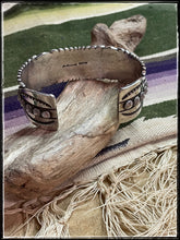 Load image into Gallery viewer, Ray Bennet Ox Blood coral cuff - hallmark
