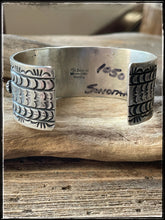 Load image into Gallery viewer, Darryl Becenti Sonoran Gold and sterling silver cuff inside view w/ hallmark
