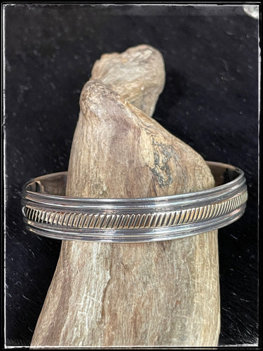 Sunshine Reeves sterling silver and 14K thin line stack cuff