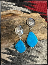 Load image into Gallery viewer, Selena Warner, turquoise post style earrings
