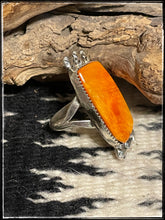 Load image into Gallery viewer, Selena Warner orange spiny oyster ring, sz. 6
