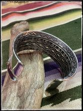 Load image into Gallery viewer, Sunshine Reeves sterling mirror finish cuff
